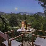 Can Punxa Dalt - Traditional Villa With Heatable Pool